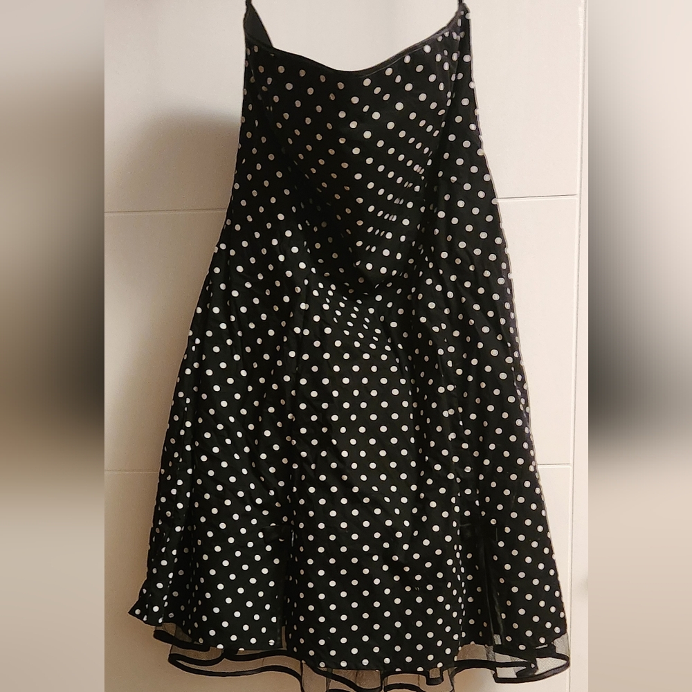 Jessica Elegant Black and White Dress